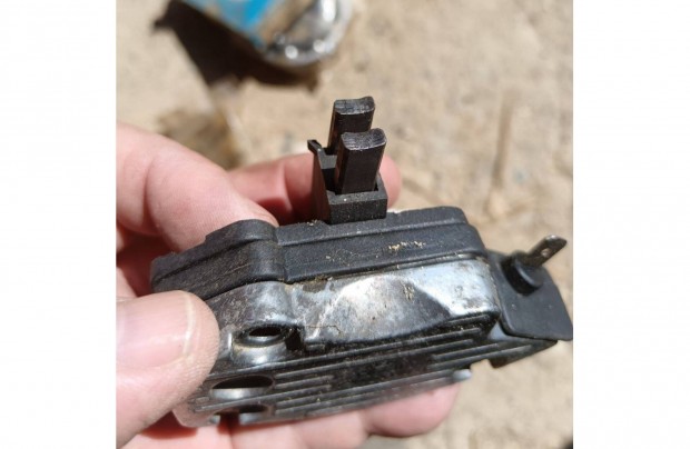 Lucas A127 12V Genertor Feszltsgszablyoz Transpo IL223 Kefetarts