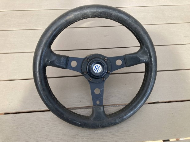 Luisi sportkormany kormany VW bogar