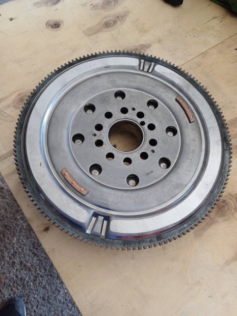 Luk kettőstömegű: Volvo XC70, XC60, V70-60-50, S80-60-40, C70-30
