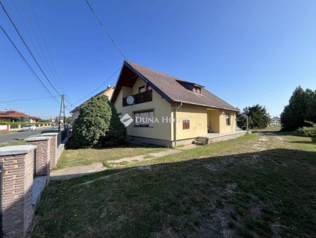 Luk�csh�zai 175 nm-es h�z elad� #5032528