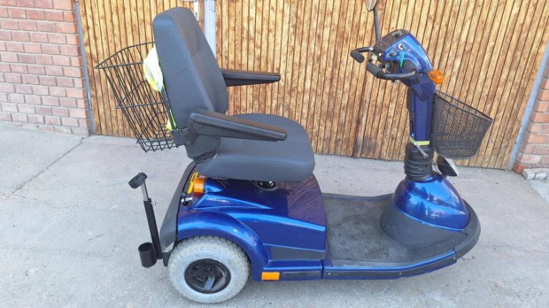 Luna elektromoped