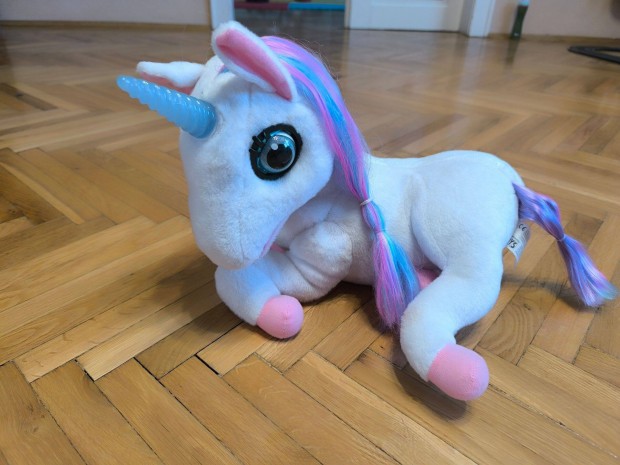 Luna mesélő plüss unikornis