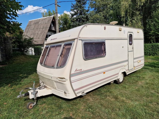 Lunar 470 lakokocsi friss muszaki (zuhany,wc,bojler,sátor,mover)