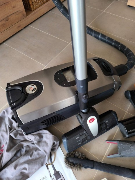 Lux AP11 D950 Porszívó PB Intelligence És PL1 Fejekkel Garanciával