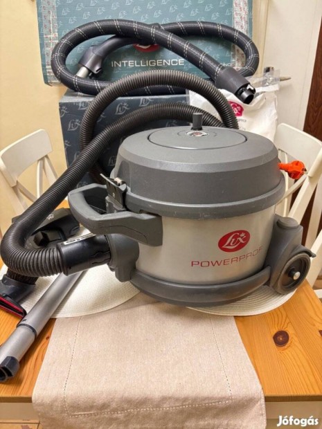 Lux Powerproof atkaporszívó