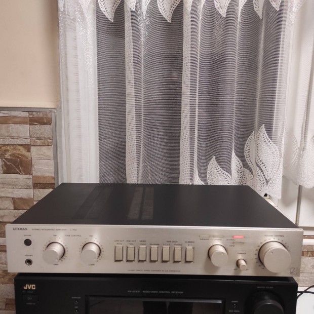 Luxman L-111A 