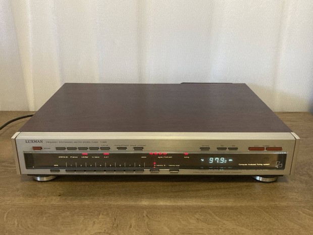 Luxman T-530 Tuner