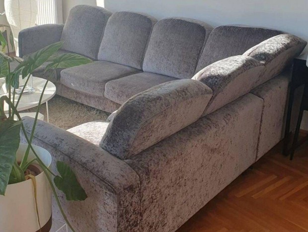 Luxus L-alak� �l�garnit�ra+aj�nd�k design puff