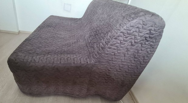 Lycksele Ikea nyitható kanapé huzattal jó állapotban eladó