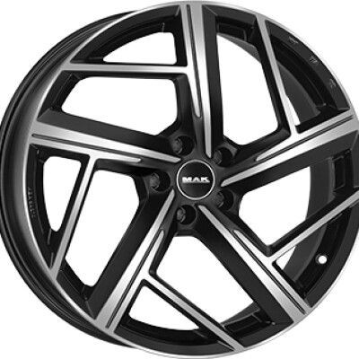 MAK QVATTRO F�nyes fekete Pol�rozott 8X18 5X112 ET39 CB66,4 |