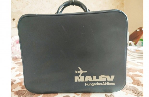 MALÉV bőrönd