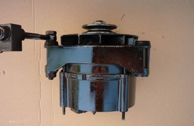 MAN 24 V -os genertor elad