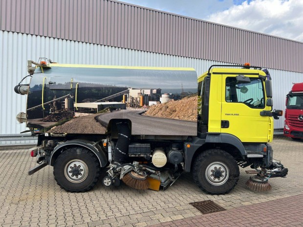 MAN TGM 13.280 4X4 BL Seprőgép/ 75.550 km / Lízing 20%-tól