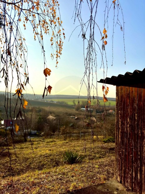 M�RCIUSI RENDKIV�LI AJ�NLAT Etyeken  PANOR�M�S telek a Pecat� k�zel�b