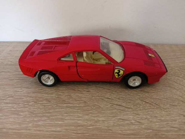 MC Toy Ferrari 288 GTO 1/43