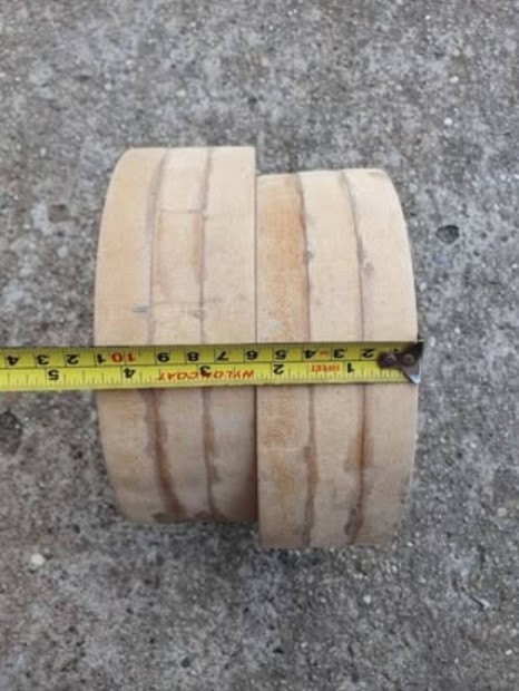 MDF hangszóró kiemelő 16cm-s hangszóróhoz 55mm magas (pár)