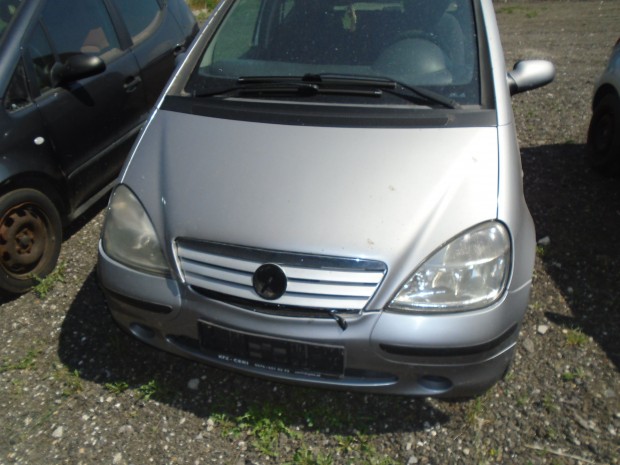 MERCEDES A W168 170 CDI BAL K, MANUAL elad