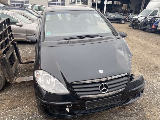 MERCEDES A W169 150 BENZIN BAL K, MANUAL elad