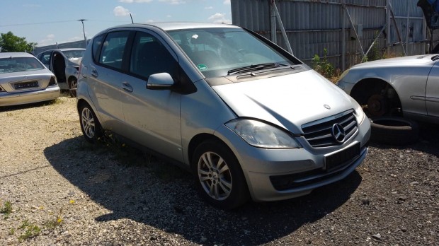 MERCEDES A W169 180 CDI BAL K, MANUAL eladó