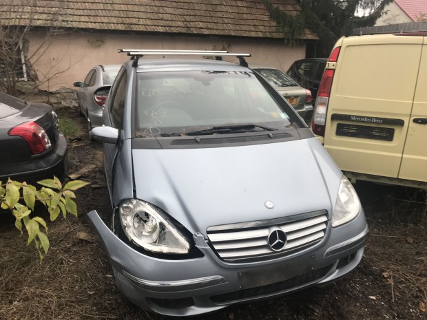 MERCEDES A W169 180 CDI JOBB K, MANUAL elad