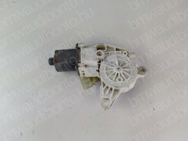 MERCEDES-BENZ C-CLASS (W204) Bal első ajtó ablakemelő motor