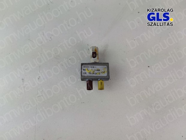 MERCEDES-BENZ E-CLASS (W212) Antenna erősítő (A2128704089)