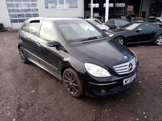 MERCEDES B W245 180 CDI JOBB K, MANUAL elad�