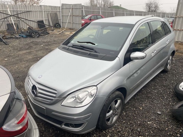 MERCEDES B W245 180 CDI JOBB K, MANUAL elad�