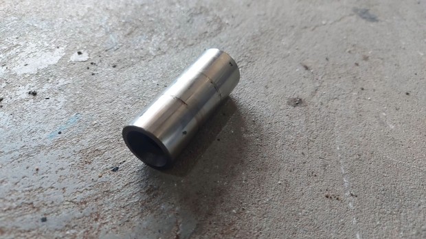 MERCEDES Benz SPRINTER 00 2.2 Dugatty� hajt�kar hajt�r�d csapszeg 6747