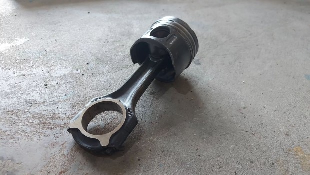 MERCEDES Benz SPRINTER 00 2.2 Dugatty� hajt�kar hajt�r�d csapszeg 6751