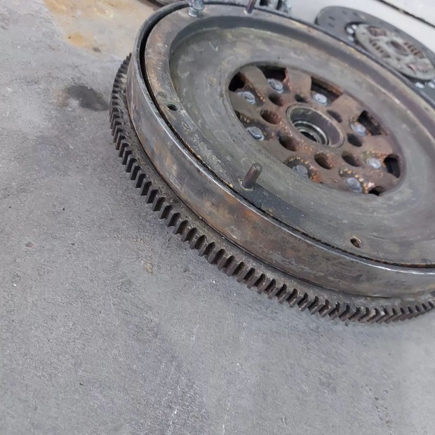 MERCEDES Benz SPRINTER 00- 2.2 Kuplung lendker�k szerkezet t�rcsa 1689