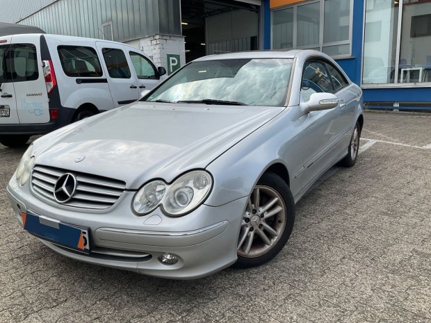 MERCEDES CLK W209 240 V6 BAL K, MANUAL elad�