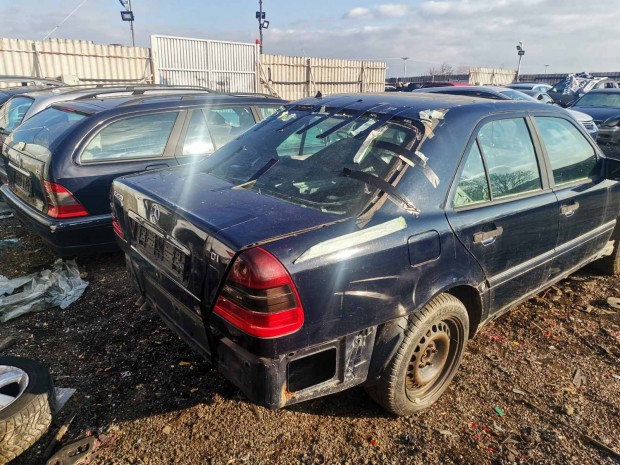 MERCEDES C W202 220 CDI BAL K elad