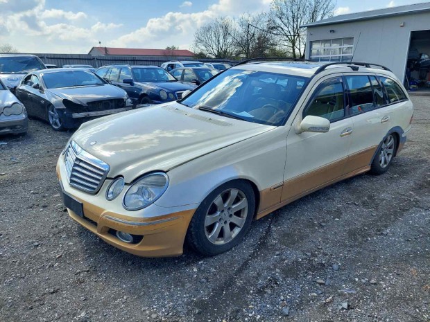 MERCEDES E W211 200 CDI KOMBI BAL K, AUT elad�