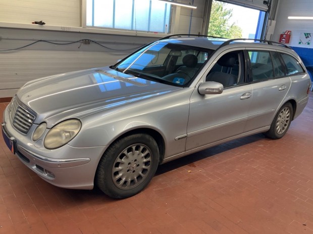 MERCEDES E W211 280 CDI KOMBI BAL K, AUT elad�