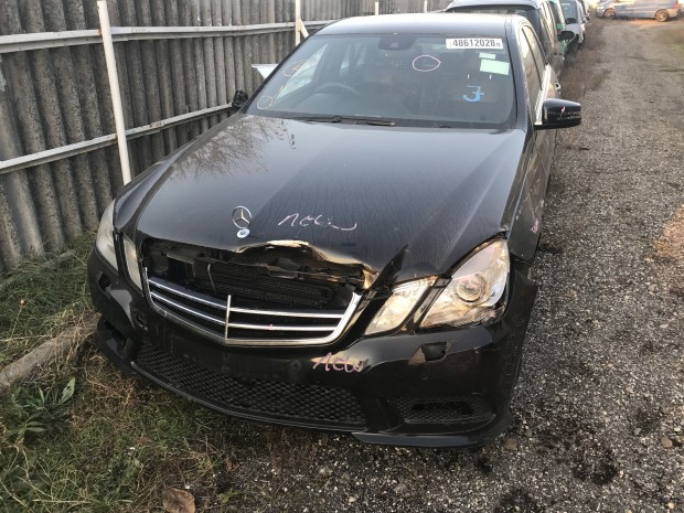MERCEDES E W212 250 CDI AMG JOBB K, AUTO elad