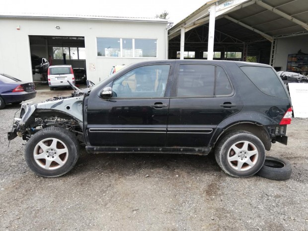 MERCEDES ML W163 270 CDI JOBB K, AUTOM elad