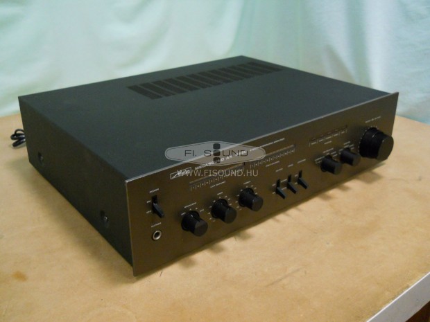 METZ AX4960 ,(2.) 2x80W,4-16 ohm, rádiós sztereo erősítő