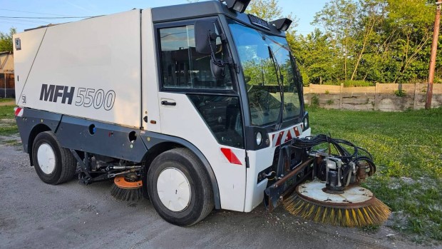 MFH 5500 Seprőgép - klímáva