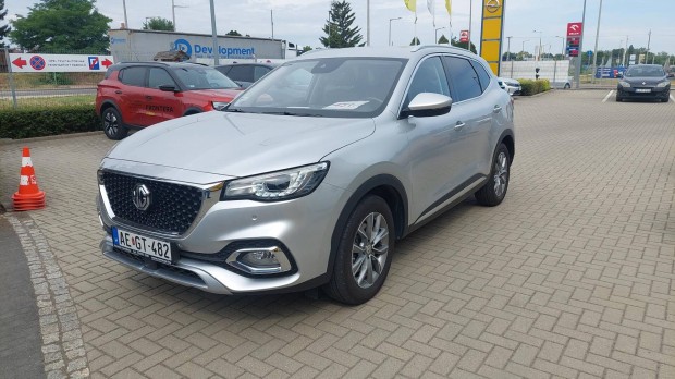 MG HS 1.5 T-GDI Comfort Vezetett szervizknyves...