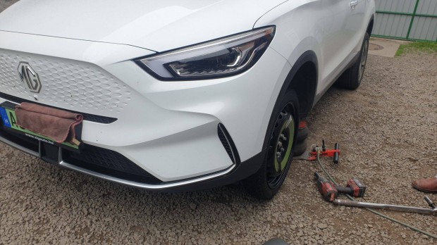 MG ZS EV Electric SUV 5x112 lyukosztás 125/70r19 mankókerék pótkerék