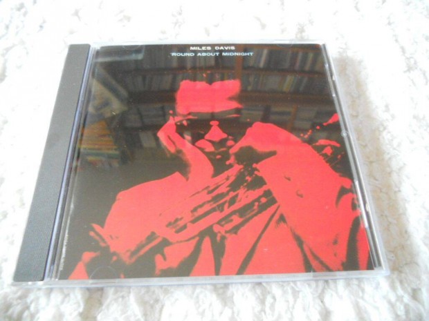 MILES Davis : Round about midnight CD