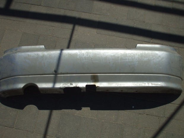 MITSUBISHI GALANT 4 AJTÓS 1996-2005 Hátsó Lökhárító Javított eladó