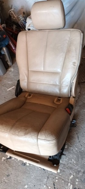ML270 W163 merci belső kárpit+ülés