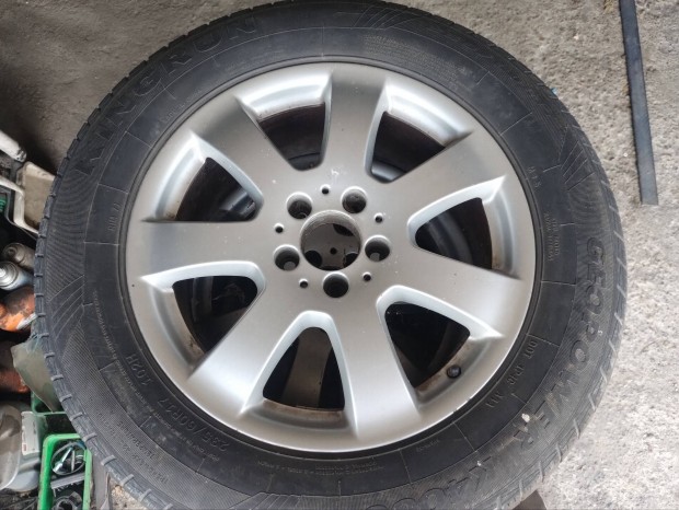 ML Mercedes kerekszett 