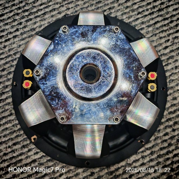 MNC BIG Gun 12"/30cm 2x4 Ohm elad