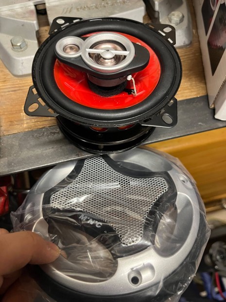 MNC Devilx 4 60W (37510) Hangszr pr