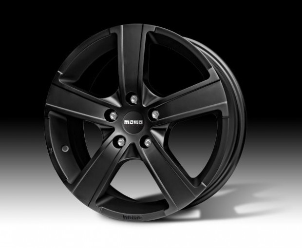 MOMO WIN PRO BK ECE 6,0X15 4X100 ET43 CB56.6 | alufelni |