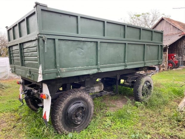 MPB Ptkocsi