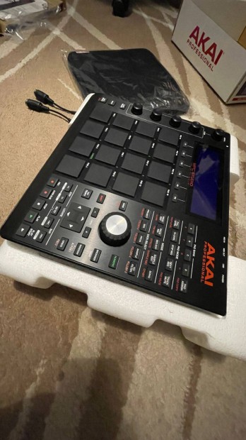 MPC Studio Black